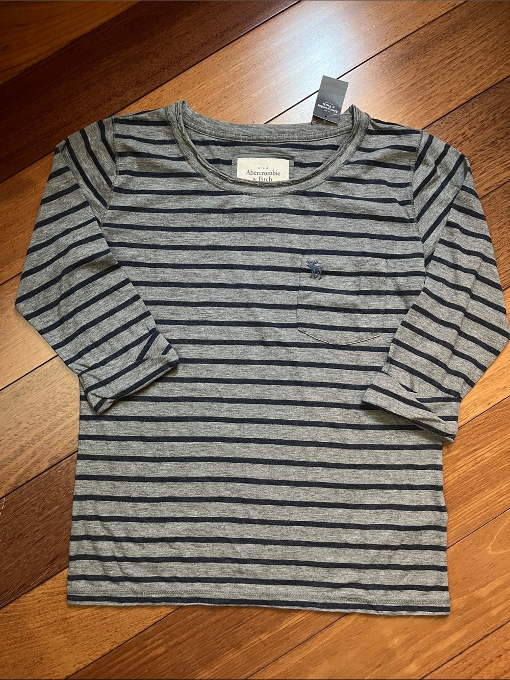 NWT Vintage Y2K Abercrombie Moose Logo Striped Tee